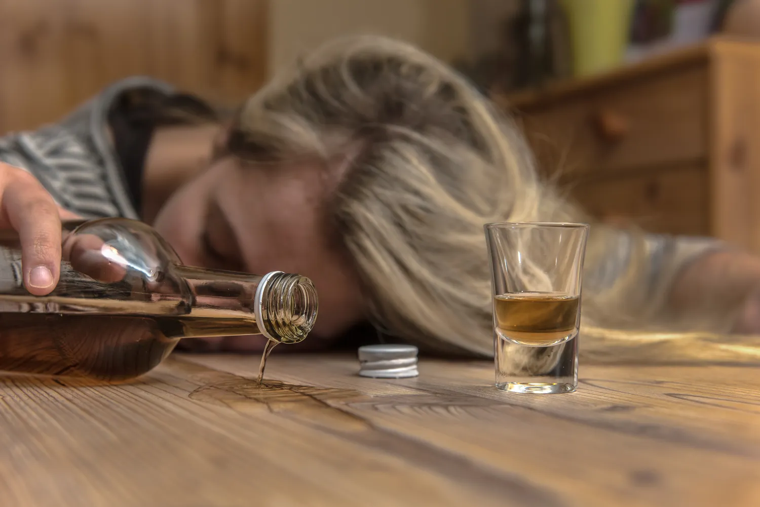 Depresja alkoholowa - jak się objawia i jak ją leczyć?
