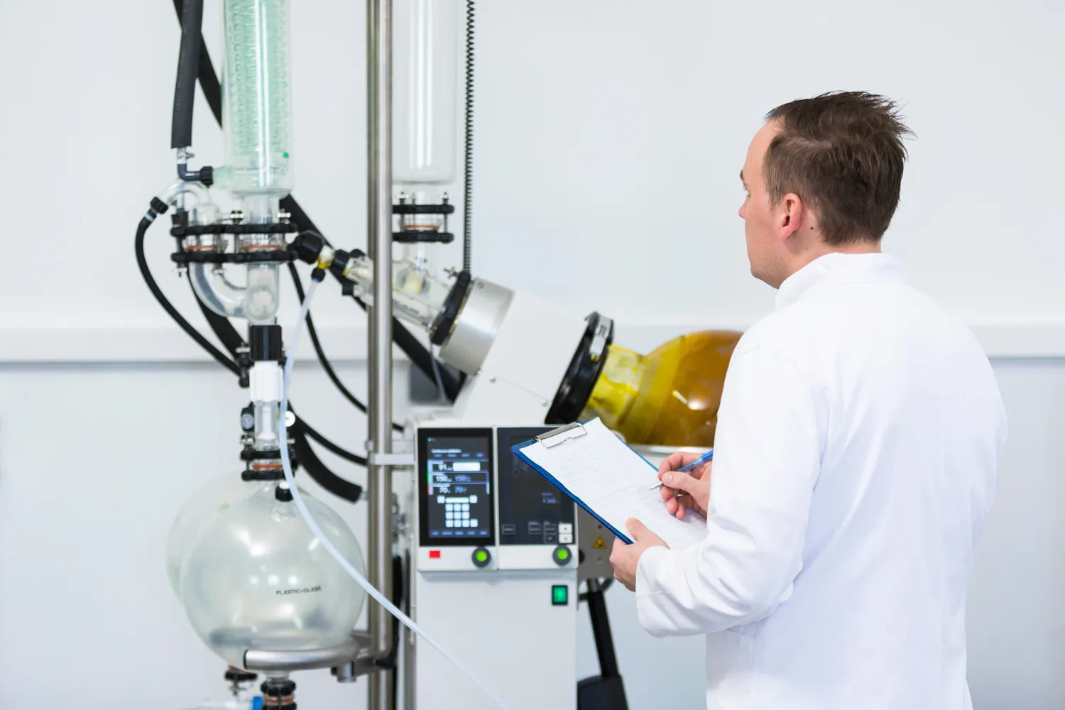Nowoczesne technologie w destylatorach do rozpuszczalników