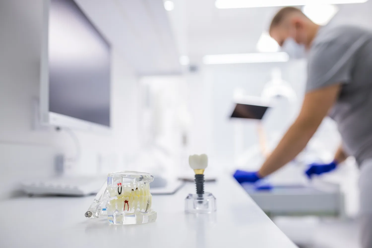 Implanty zębów cała szczęka cena Szczecin